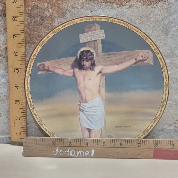 The Crucifixion Plate Robert T Barrett  Life of Christ Bradford Exchange 1994 - Picture 8 of 12
